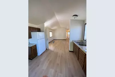 2385 Table Rock Rd #63, Medford, OR 97501 - Photo 4