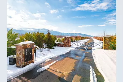 141 Majestic Lane, Ashland, OR 97520 - Photo 34