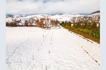 141 Majestic Lane, Ashland, OR 97520 - Photo 30