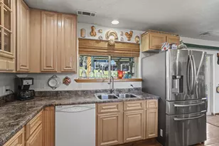 889 H Ave, Powers, OR 97466 - Photo 6