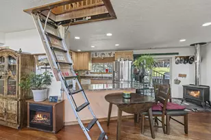 889 H Ave, Powers, OR 97466 - Photo 18