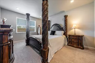 1928 Hannah Ln, Medford, OR 97504 - Photo 10