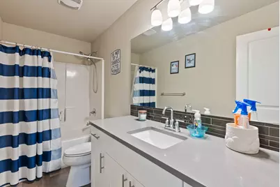 1641 NE 3rd Court, Redmond, OR 97756 - Photo 22