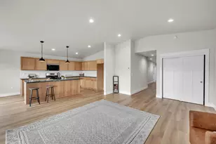 51779 Morning Pne Dr, La Pine, OR 97739 - Photo 10