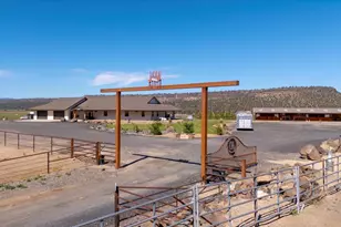 2250 S Main St, Prineville, OR 97754 - Photo 2