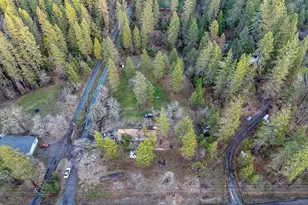 7310 W Evans Creek Rd, Rogue River, OR 97537 - Photo 14