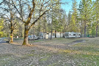 7310 W Evans Creek Road, Rogue River, OR 97537 - Photo 20