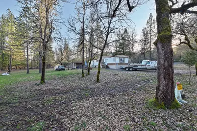7310 W Evans Creek Road, Rogue River, OR 97537 - Photo 10