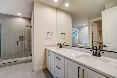 101 Butte Springs Trail #470, Eagle Point, OR 97524 - Photo 22