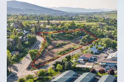 30 Knoll Crest Drive, Ashland, OR 97520 - Photo 4