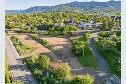 30 Knoll Crest Drive, Ashland, OR 97520 - Photo 12