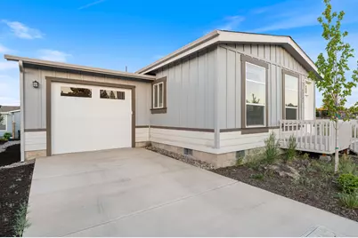 63742 Pavillion Place #64, Bend, OR 97701 - Photo 2