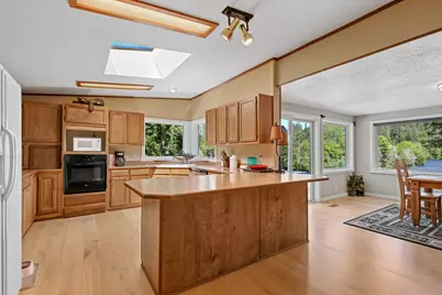 84 Meadow Lane, Shady Cove, OR 97539 - Photo 6