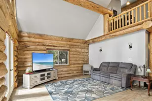 140629 Kokanee Ln, Gilchrist, OR 97737 - Photo 8