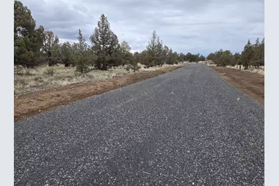 Ne Coyner #2, Redmond, OR 97756 - Photo 2