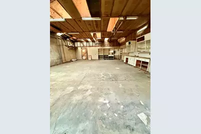 39 NE 7th Street, Madras, OR 97741 - Photo 6