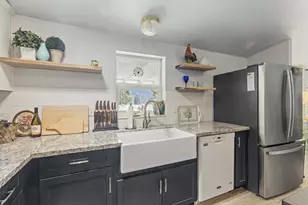 5648 Foothill Blvd, Grants Pass, OR 97526 - Photo 18