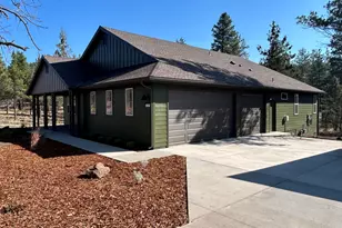 1205 Vine Maple Dr, Klamath Falls, OR 97601 - Photo 4