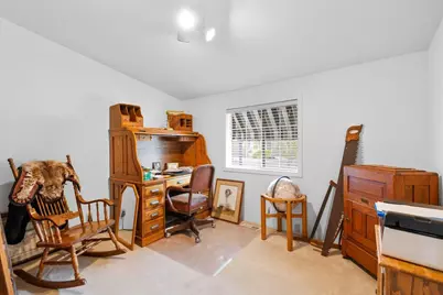 4624 S Pacific Highway #61, Phoenix, OR 97535 - Photo 16