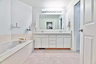 932 Morton St, Ashland, OR 97520 - Photo 18