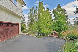 932 Morton St, Ashland, OR 97520 - Photo 34