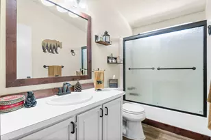 1764 Lariat, La Pine, OR 97739 - Photo 16