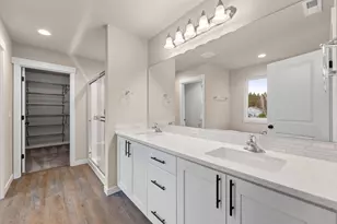 148 Valemont Dr, Eagle Point, OR 97524 - Photo 36