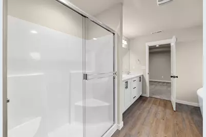 148 Valemont Drive #11, Eagle Point, OR 97524 - Photo 38