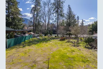 1455 SE Rogue Drive, Grants Pass, OR 97526 - Photo 24