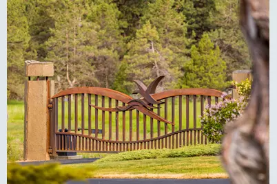 1185 Wheeping Birch Court, Klamath Falls, OR 97601 - Photo 2