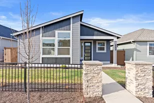 3962 NE Oakside Loop, Bend, OR 97701 - Photo 1