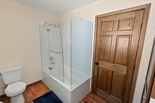 38038 Modoc Point Rd, Chiloquin, OR 97624 - Photo 16