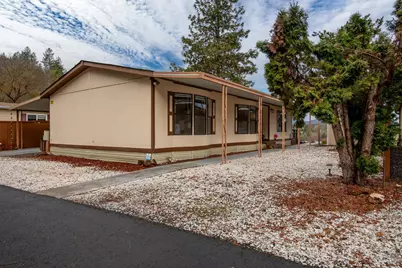 3955 S Stage Road #APT 80, Medford, OR 97501 - Photo 2