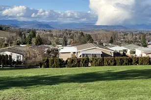 3955 S Stage Rd, Medford, OR 97501 - Photo 32