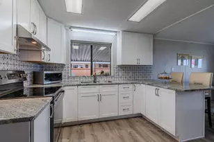 3955 S Stage Rd, Medford, OR 97501 - Photo 10