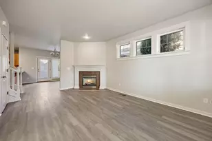 533 N Mountain Ave, Ashland, OR 97520 - Photo 2