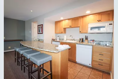 18575 SW Century Drive #1537A aka 682, Bend, OR 97702 - Photo 2