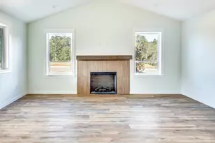 1106 Cascade Loop, Cave Junction, OR 97523 - Photo 4