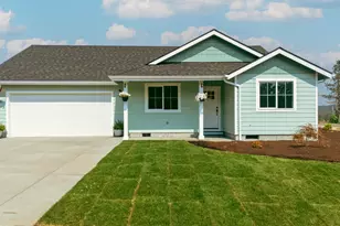 1106 Cascade Loop, Cave Junction, OR 97523 - Photo 20