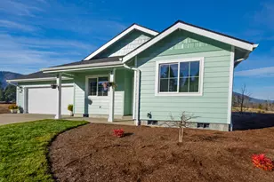 1106 Cascade Loop, Cave Junction, OR 97523 - Photo 2