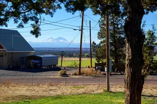 1605 F Ave, Terrebonne, OR 97760 - Photo 2