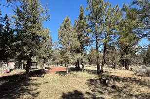 69580 Pine Ridge Dr, Sisters, OR 97759 - Photo 16