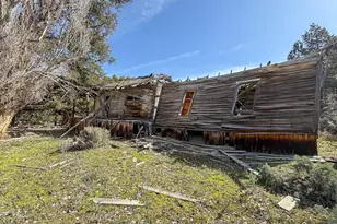 25405 SE Bear Creek Rd, Prineville, OR 97754 - Photo 42