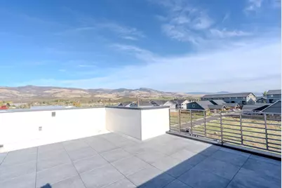 312 E Rapp Road, Talent, OR 97540 - Photo 30