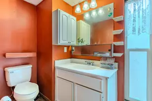 2252 Table Rock Rd, Medford, OR 97501 - Photo 14