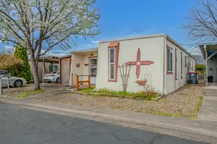 2252 Table Rock Rd, Medford, OR 97501 - Photo 1