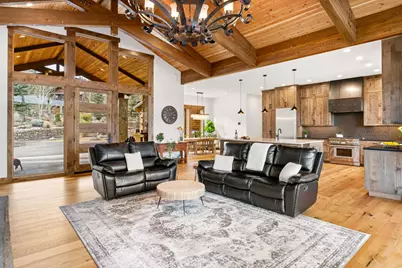 20334 Arrowhead Drive, Bend, OR 97703 - Photo 12