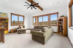 20334 Arrowhead Dr, Bend, OR 97703 - Photo 12