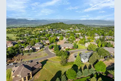 5626 Fallbrook Lane, Medford, OR 97504 - Photo 4