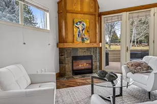 61783 Metolius Dr, Bend, OR 97702 - Photo 2